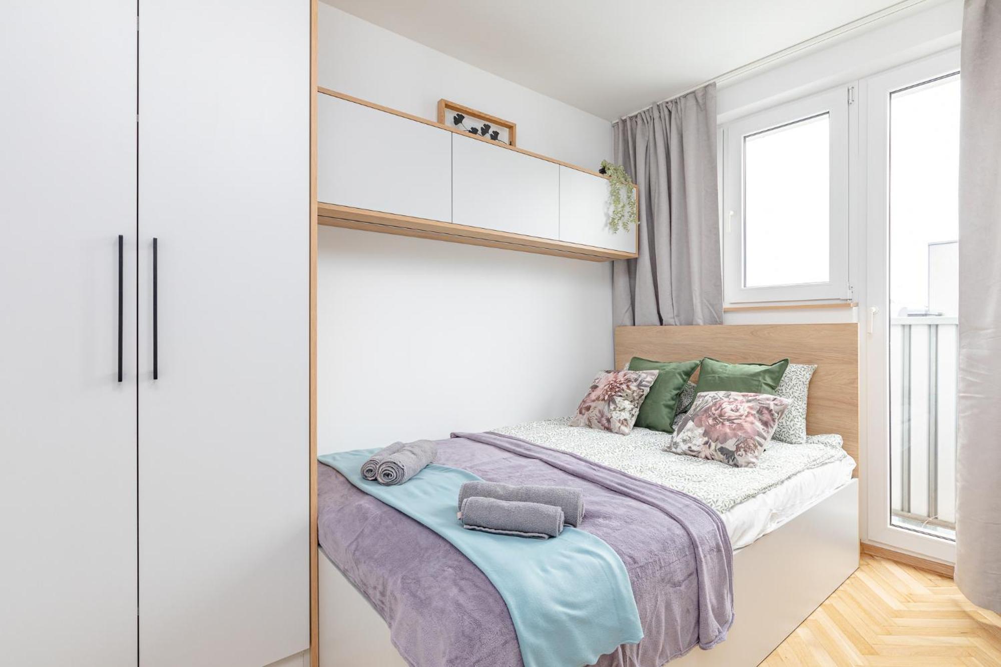 Superapart Zelazna 34 Appartement