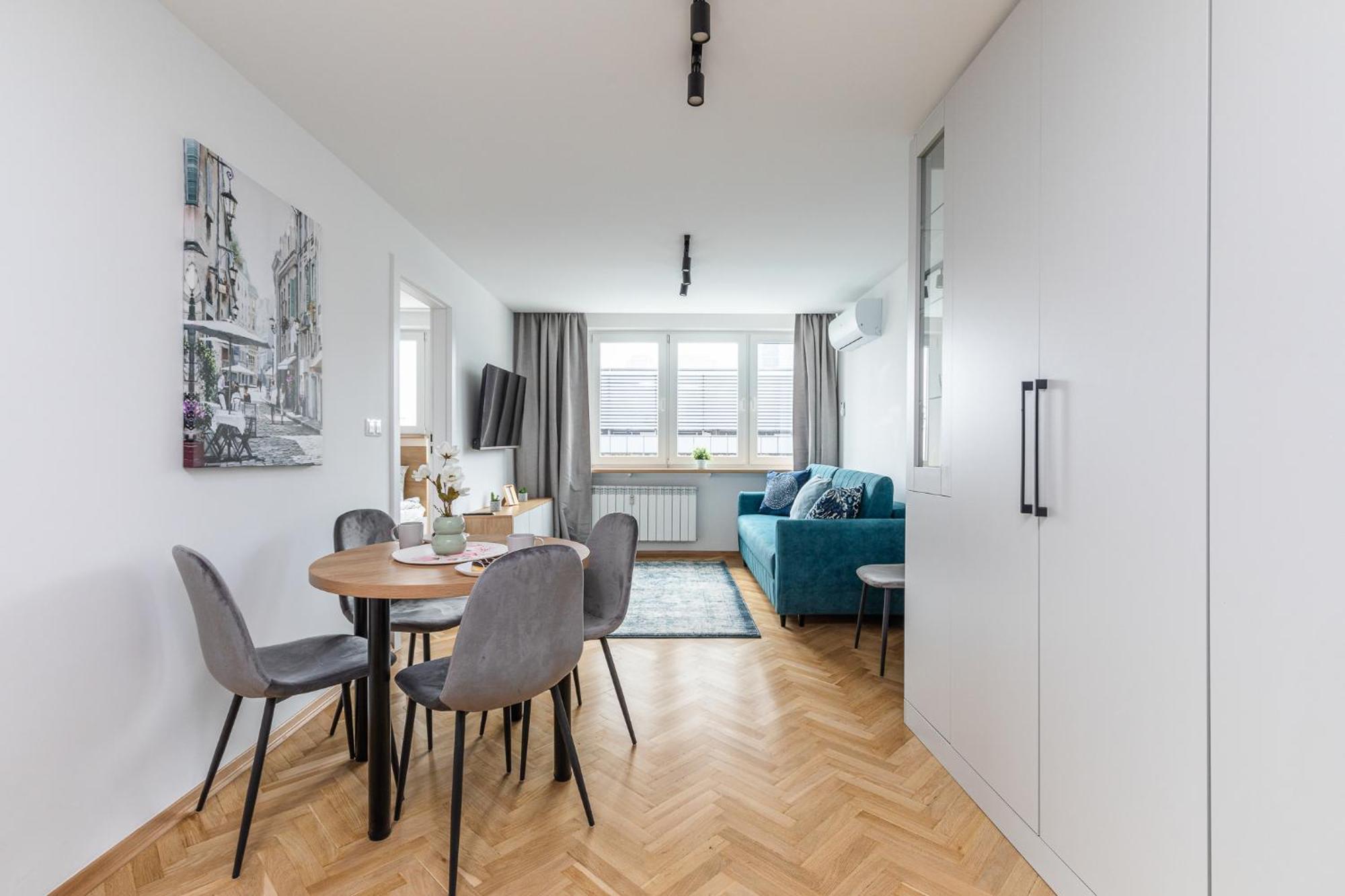 Apartment Superapart Zelazna 34 *